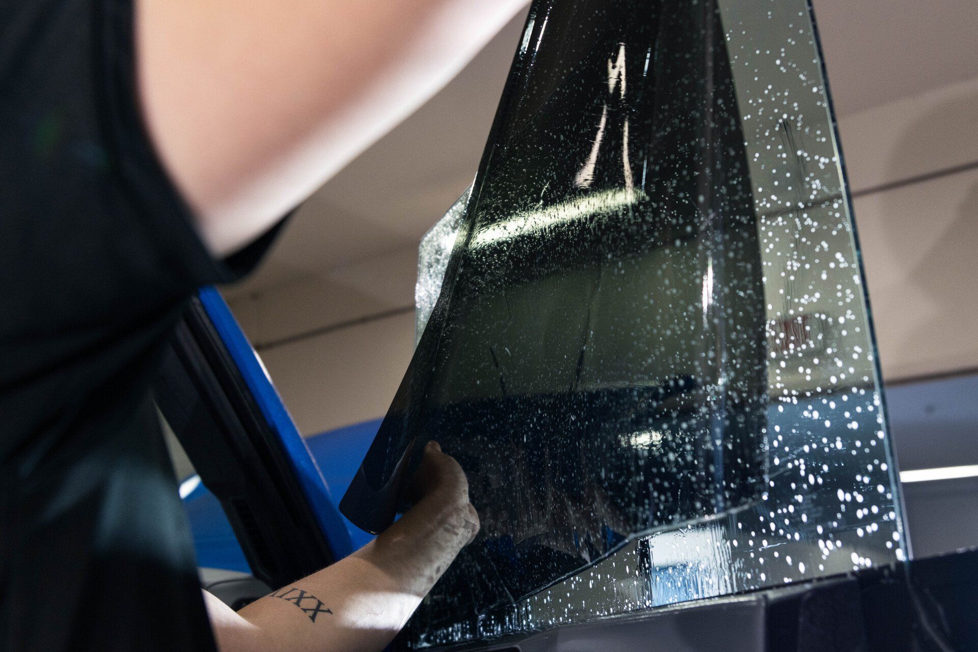 How to Remove Tint from Car Windows: Step-by-Step Guide